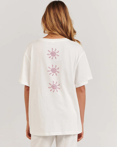 CHARLIE HOLIDAY Swirl Sun Boyfriend T-Shirt - Pink White